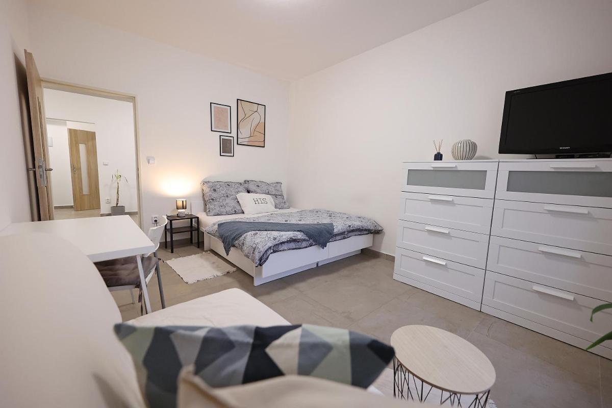 Apartamento Fara 3 Libice nad Cidlinou Exterior foto